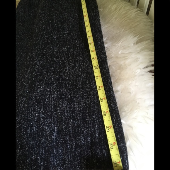 Vintage midi wool skirt - Picture 9 of 10